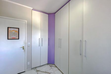 Apartamento à venda com 90m², 3 quartos e 2 vagasQuarto 2