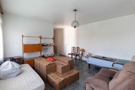 Casa para alugar com 500m², 4 quartos e 4 vagas Casa para alugar com 500m², 4 quartos e 4 vagasEdícula