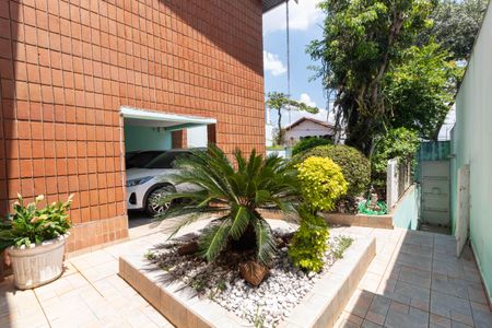 Casa para alugar com 500m², 4 quartos e 4 vagas Casa para alugar com 500m², 4 quartos e 4 vagasQuintal