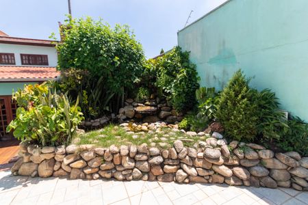 Casa para alugar com 500m², 4 quartos e 4 vagas Casa para alugar com 500m², 4 quartos e 4 vagasQuintal