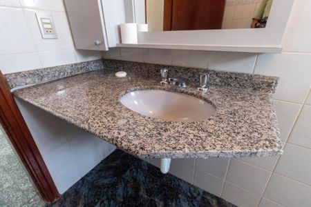 Casa para alugar com 500m², 4 quartos e 4 vagas Casa para alugar com 500m², 4 quartos e 4 vagasEdícula