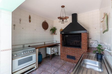 Casa para alugar com 500m², 4 quartos e 4 vagas Casa para alugar com 500m², 4 quartos e 4 vagasEdícula