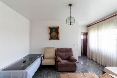 Casa para alugar com 500m², 4 quartos e 4 vagas Casa para alugar com 500m², 4 quartos e 4 vagasEdícula