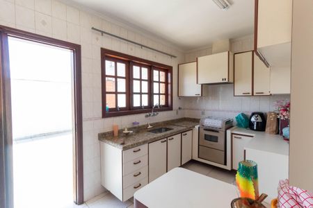 Casa para alugar com 500m², 4 quartos e 4 vagas Casa para alugar com 500m², 4 quartos e 4 vagasEdícula