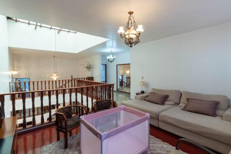 Casa para alugar com 500m², 4 quartos e 4 vagas Casa para alugar com 500m², 4 quartos e 4 vagasSala 2