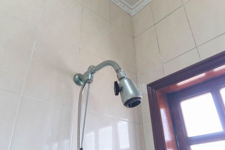 Casa para alugar com 500m², 4 quartos e 4 vagas Casa para alugar com 500m², 4 quartos e 4 vagasChuveiro