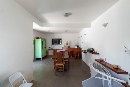 Casa para alugar com 500m², 4 quartos e 4 vagas Casa para alugar com 500m², 4 quartos e 4 vagasEdícula