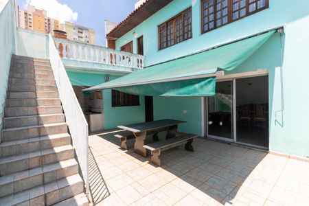 Casa para alugar com 500m², 4 quartos e 4 vagas Casa para alugar com 500m², 4 quartos e 4 vagasQuintal