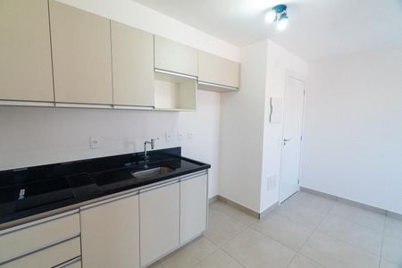 Studio para alugar com 28m², 1 quarto e 1 vaga Studio para alugar com 28m², 1 quarto e 1 vagaCozinha