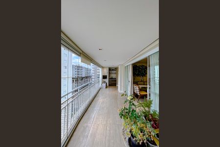 Apartamento à venda com 122m², 2 quartos e 2 vagasVaranda da Sala