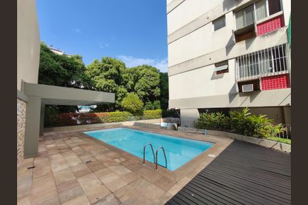 Apartamento à venda com 100m², 3 quartos e 1 vaga Apartamento à venda com 100m², 3 quartos e 1 vagaÁrea comum - Piscina