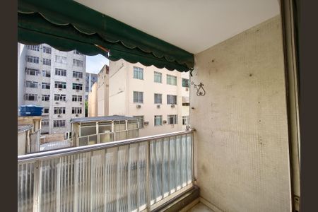 Apartamento à venda com 100m², 3 quartos e 1 vaga Apartamento à venda com 100m², 3 quartos e 1 vagaVaranda da Sala