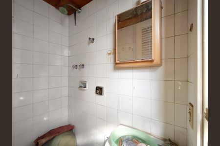 Apartamento à venda com 100m², 3 quartos e 1 vaga Apartamento à venda com 100m², 3 quartos e 1 vagaBanheiro de serviço