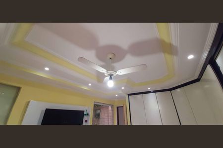 Casa à venda com 177m², 4 quartos e 2 vagas Casa à venda com 177m², 4 quartos e 2 vagasSuíte