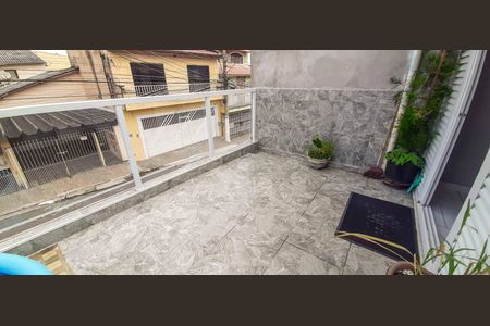 Casa à venda com 177m², 4 quartos e 2 vagas Casa à venda com 177m², 4 quartos e 2 vagasVaranda da Sala