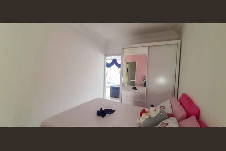 Casa à venda com 177m², 4 quartos e 2 vagas Casa à venda com 177m², 4 quartos e 2 vagasQuarto 2