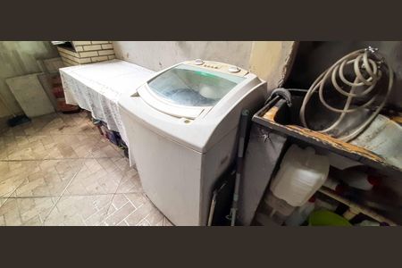 Casa à venda com 177m², 4 quartos e 2 vagas Casa à venda com 177m², 4 quartos e 2 vagasÁrea de Serviço