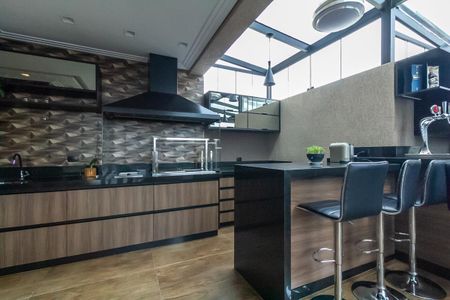 Apartamento à venda com 420m², 4 quartos e 5 vagasVaranda gourmet