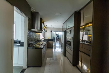 Apartamento à venda com 420m², 4 quartos e 5 vagasCozinha