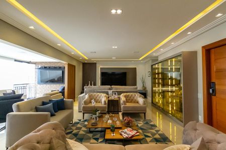 Apartamento à venda com 420m², 4 quartos e 5 vagasSala