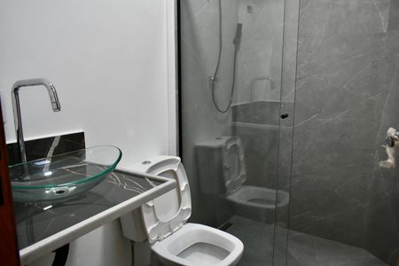 Casa à venda com 160m², 3 quartos e 2 vagas Casa à venda com 160m², 3 quartos e 2 vagasBanheiro da Suíte 1