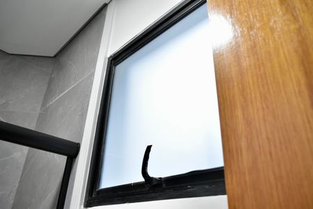 Casa à venda com 160m², 3 quartos e 2 vagas Casa à venda com 160m², 3 quartos e 2 vagasBanheiro da Suíte 1