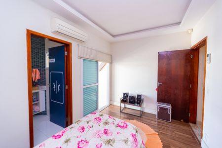 Casa à venda com 155m², 3 quartos e 2 vagas Casa à venda com 155m², 3 quartos e 2 vagasQuarto 3