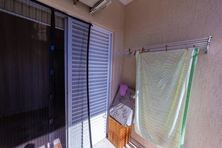 Casa à venda com 155m², 3 quartos e 2 vagas Casa à venda com 155m², 3 quartos e 2 vagasVaranda do Quarto 1