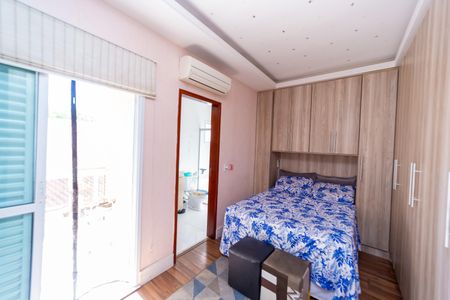 Casa à venda com 155m², 3 quartos e 2 vagas Casa à venda com 155m², 3 quartos e 2 vagasQuarto 1