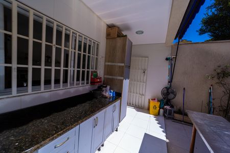 Casa à venda com 155m², 3 quartos e 2 vagas Casa à venda com 155m², 3 quartos e 2 vagasÁrea de Serviço