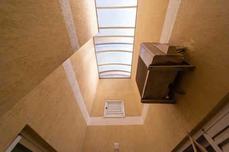 Casa à venda com 155m², 3 quartos e 2 vagas Casa à venda com 155m², 3 quartos e 2 vagasJardim de Inverno