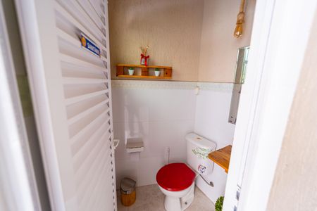 Casa à venda com 155m², 3 quartos e 2 vagas Casa à venda com 155m², 3 quartos e 2 vagasLavabo 2