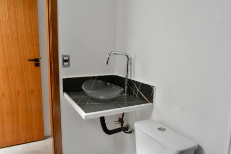 Casa à venda com 160m², 3 quartos e 2 vagas Casa à venda com 160m², 3 quartos e 2 vagasBanheiro da Suíte 1