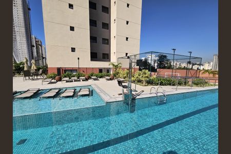 Apartamento à venda com 70m², 3 quartos e 1 vaga Apartamento à venda com 70m², 3 quartos e 1 vagaPiscina