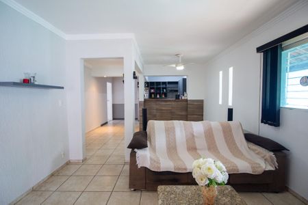 Sala de casa para alugar com 3 quartos, 199m² em Parque Ouro Fino, Sorocaba