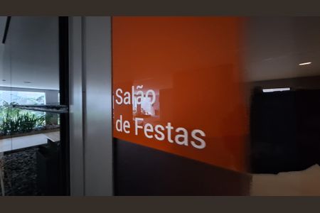 Apartamento à venda com 67m², 2 quartos e 1 vaga Apartamento à venda com 67m², 2 quartos e 1 vagaÁrea comum - Salão de festas