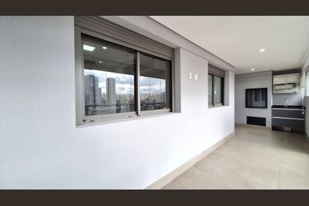 Apartamento à venda com 67m², 2 quartos e 1 vaga Apartamento à venda com 67m², 2 quartos e 1 vagaVaranda