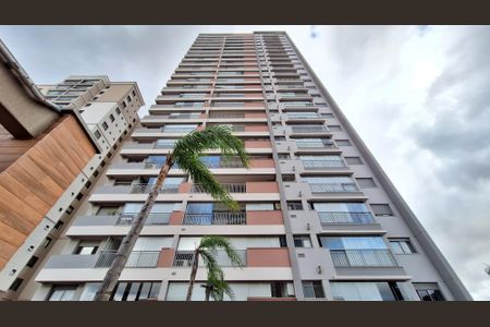 Apartamento à venda com 67m², 2 quartos e 1 vaga Apartamento à venda com 67m², 2 quartos e 1 vagaFachada