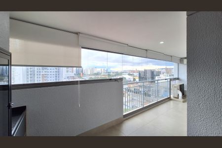 Apartamento à venda com 67m², 2 quartos e 1 vaga Apartamento à venda com 67m², 2 quartos e 1 vagaVaranda