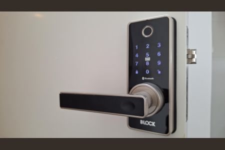 Apartamento à venda com 67m², 2 quartos e 1 vaga Apartamento à venda com 67m², 2 quartos e 1 vagaFechadura eletrônica