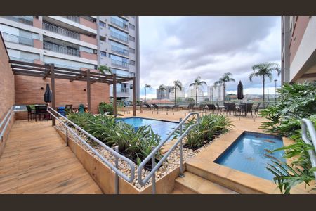 Apartamento à venda com 67m², 2 quartos e 1 vaga Apartamento à venda com 67m², 2 quartos e 1 vagaÁrea comum - Piscina