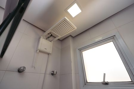 Casa de condomínio à venda com 181m², 3 quartos e 2 vagasBanheiro Social