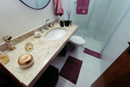 Casa de condomínio à venda com 181m², 3 quartos e 2 vagas Casa de condomínio à venda com 181m², 3 quartos e 2 vagasSuíte 1