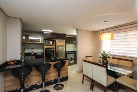 Casa de condomínio à venda com 181m², 3 quartos e 2 vagas Casa de condomínio à venda com 181m², 3 quartos e 2 vagasCozinha e Área de Serviço