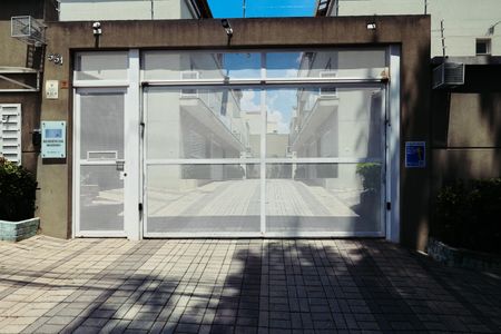 Casa de condomínio à venda com 181m², 3 quartos e 2 vagasFachada