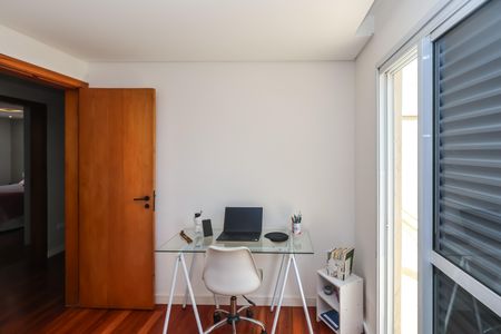 Casa de condomínio à venda com 181m², 3 quartos e 2 vagasQuarto 2