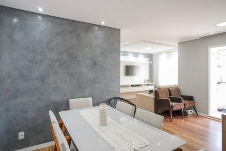 Apartamento à venda com 72m², 2 quartos e 2 vagasSala