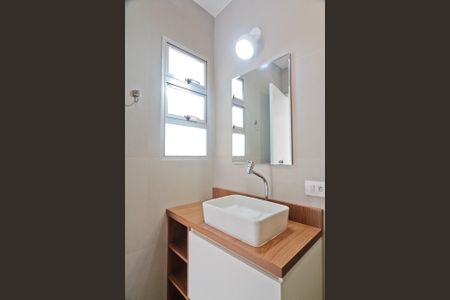 Apartamento para alugar com 67m², 3 quartos e 1 vaga Apartamento para alugar com 67m², 3 quartos e 1 vagaBanheiro