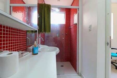 Apartamento à venda com 86m², 2 quartos e 1 vaga Apartamento à venda com 86m², 2 quartos e 1 vagaBanheiro da Suíte 1