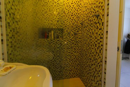 Apartamento à venda com 86m², 2 quartos e 1 vaga Apartamento à venda com 86m², 2 quartos e 1 vagaBanheiro da Suíte 2